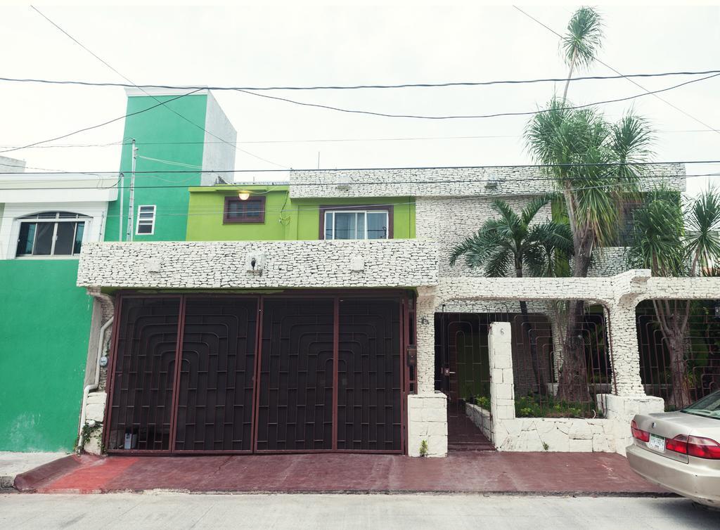 The Arrival Hostal Cancun Exterior photo